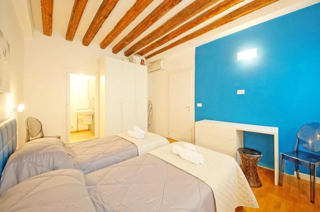 Dolcevita Apartments N 502 Biennale Venice